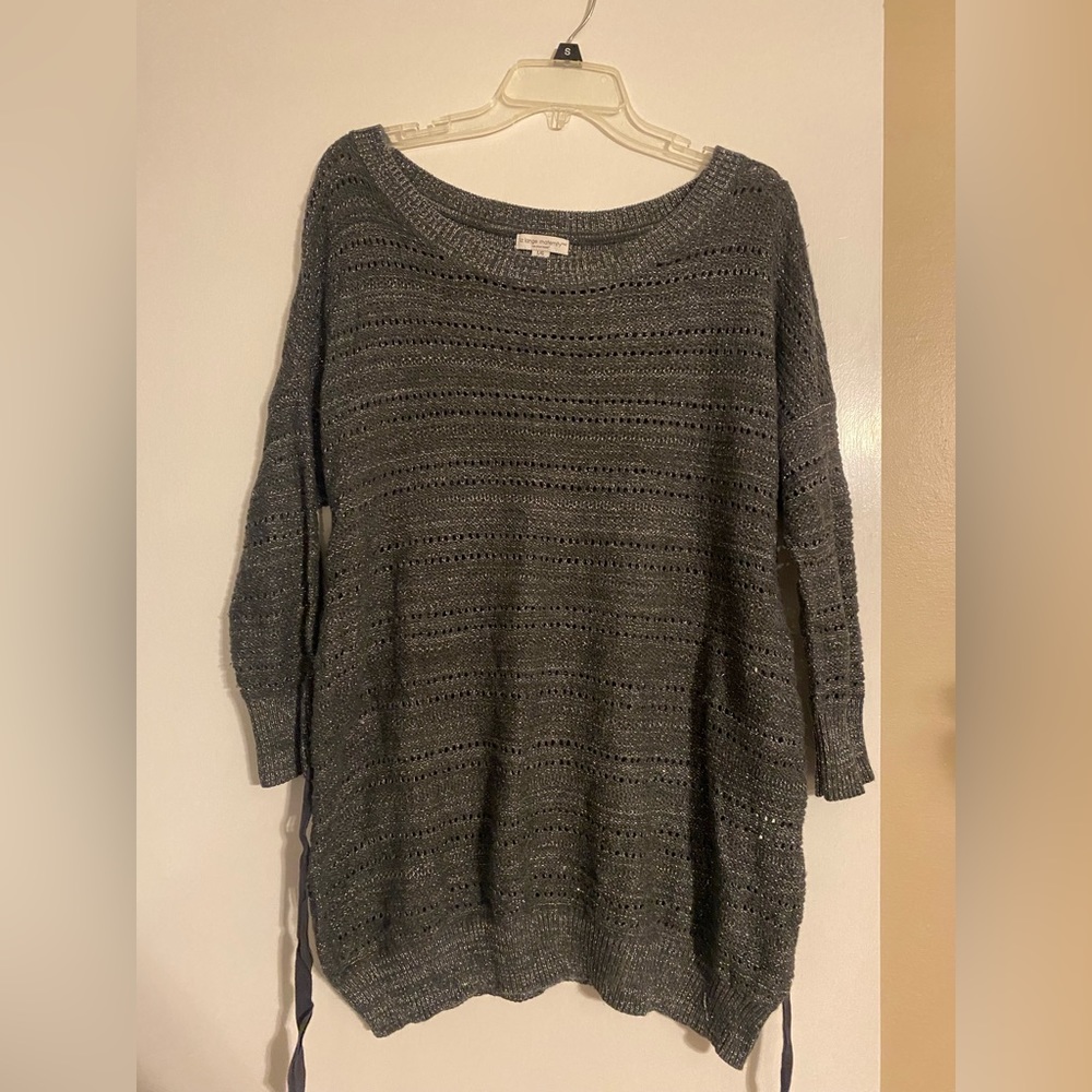 Liz Lange Maternity size large maternity top